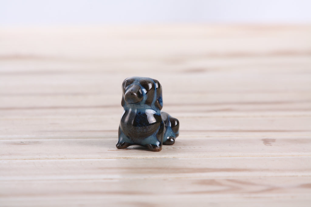 Willow Ceramics Butch the Dachshund Figurine – Mini Handmade Ceramic Dog Sculpture, High‑Fired Stoneware Décor, Made in Colorado, USA (Peacock)