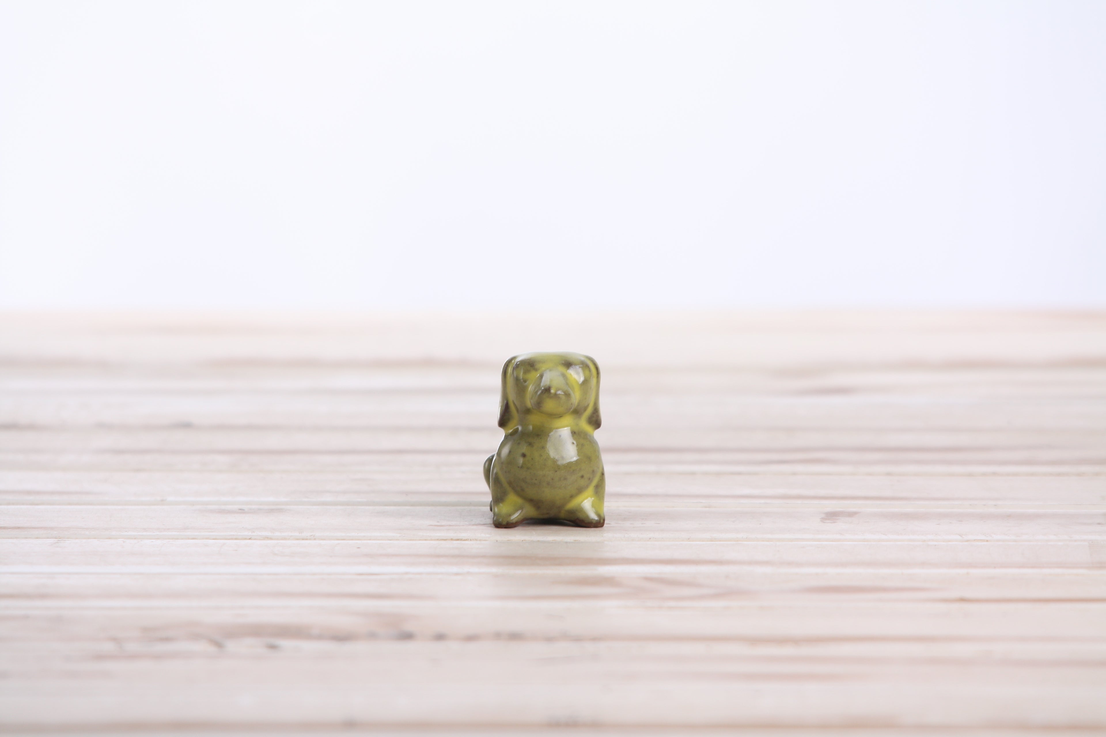 Willow Ceramics Butch the Dachshund Figurine – Mini Handmade Ceramic Dog Sculpture, High‑Fired Stoneware Décor, Made in Colorado, USA (Yellow)