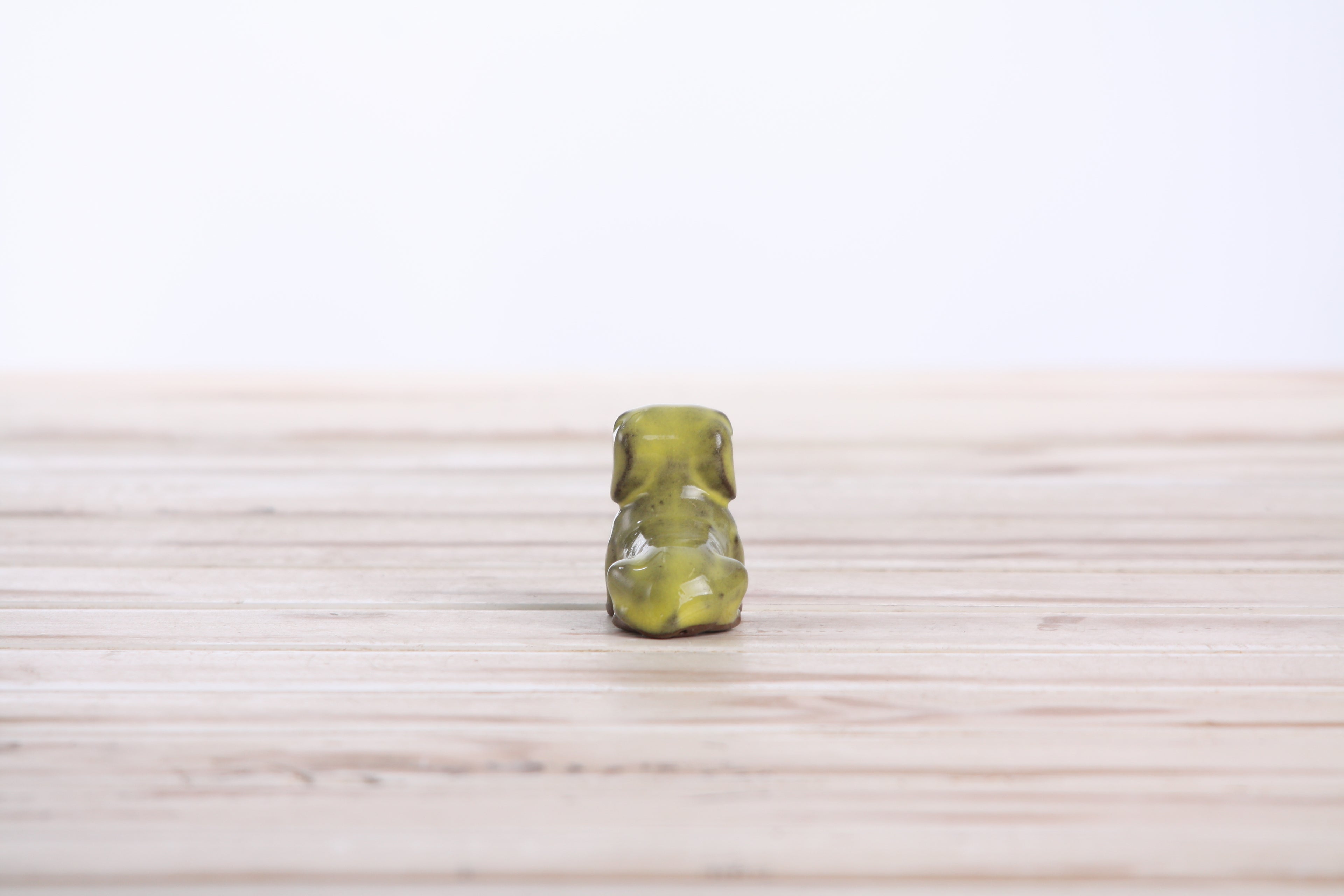 Willow Ceramics Butch the Dachshund Figurine – Mini Handmade Ceramic Dog Sculpture, High‑Fired Stoneware Décor, Made in Colorado, USA (Yellow)