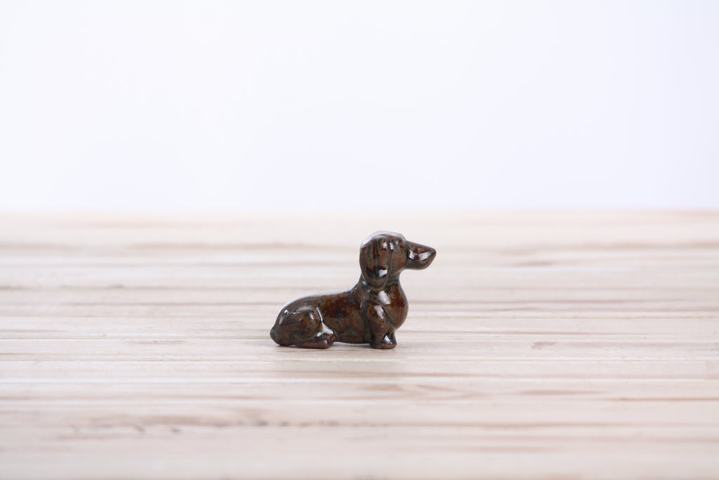 Willow Ceramics Butch the Dachshund Figurine – Mini Handmade Ceramic Dog Sculpture, High‑Fired Stoneware Décor, Made in Colorado, USA (Dark Honey)