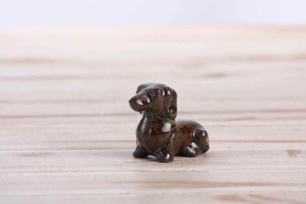 Willow Ceramics Butch the Dachshund Figurine – Mini Handmade Ceramic Dog Sculpture, High‑Fired Stoneware Décor, Made in Colorado, USA (Dark Honey)