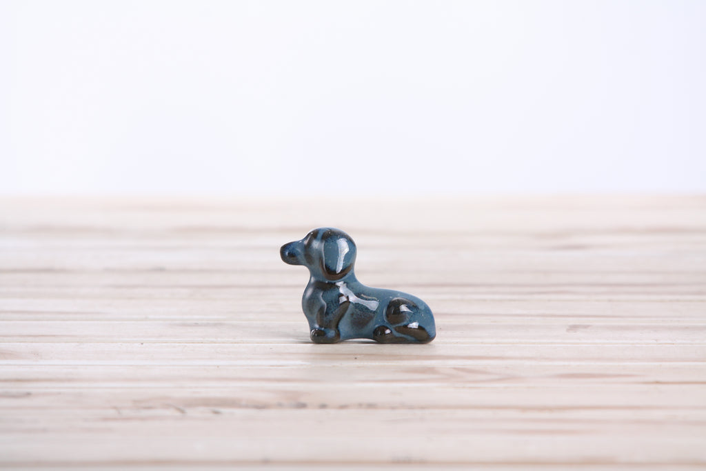 Willow Ceramics Butch the Dachshund Magnet – Mini Handmade Ceramic Dog Figurine Fridge Magnet, High‑Fired Stoneware Décor, Made in Colorado, USA (Peacock 2025)