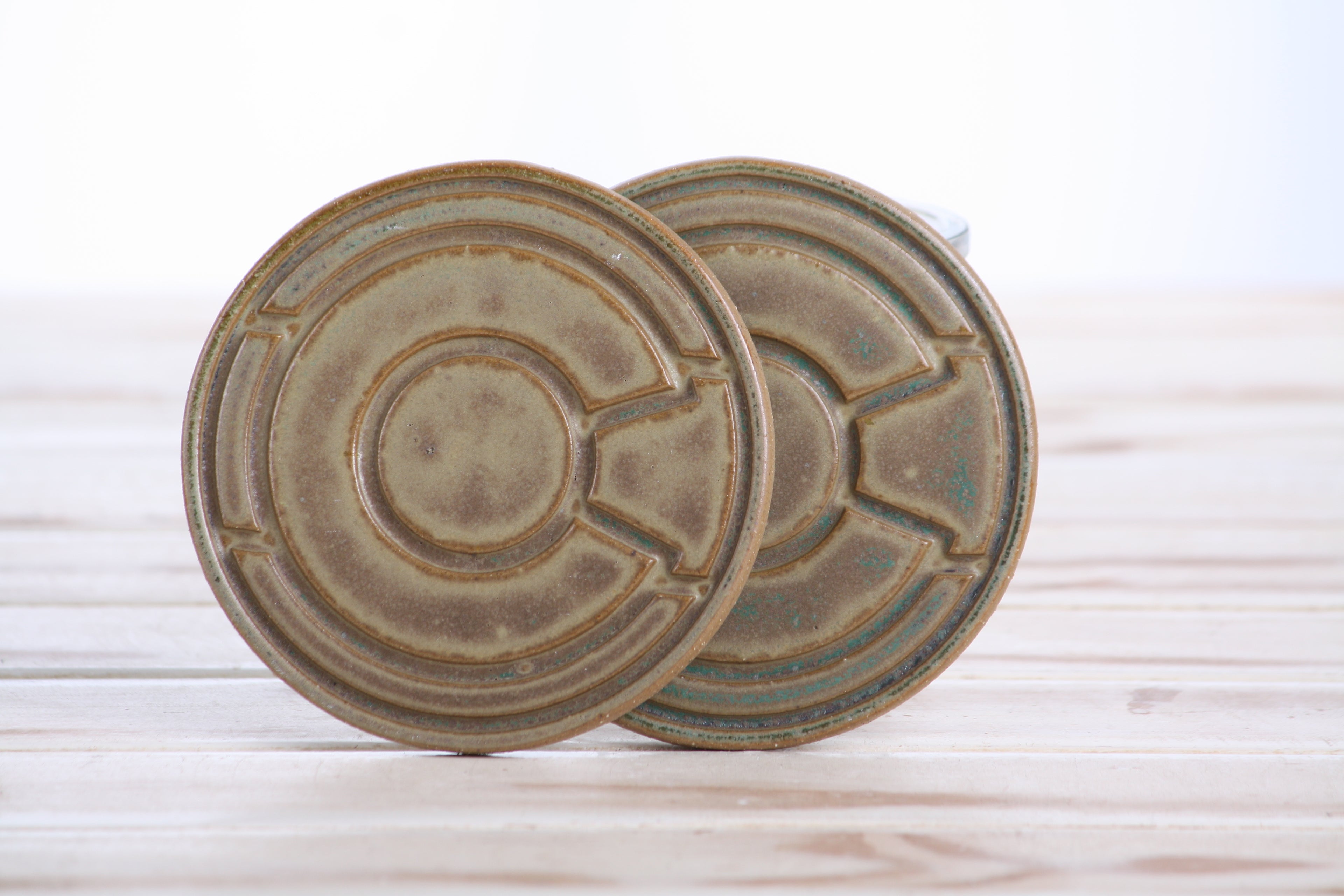 Willow Bonsai Ceramics Colorado Ceramic Coaster – 4 Inch Handmade Stoneware Drink Coaster with Indented Moat Design, Reactive Glazes, Cork Backing Pads, Made in Colorado, USA (Speckled Moss)