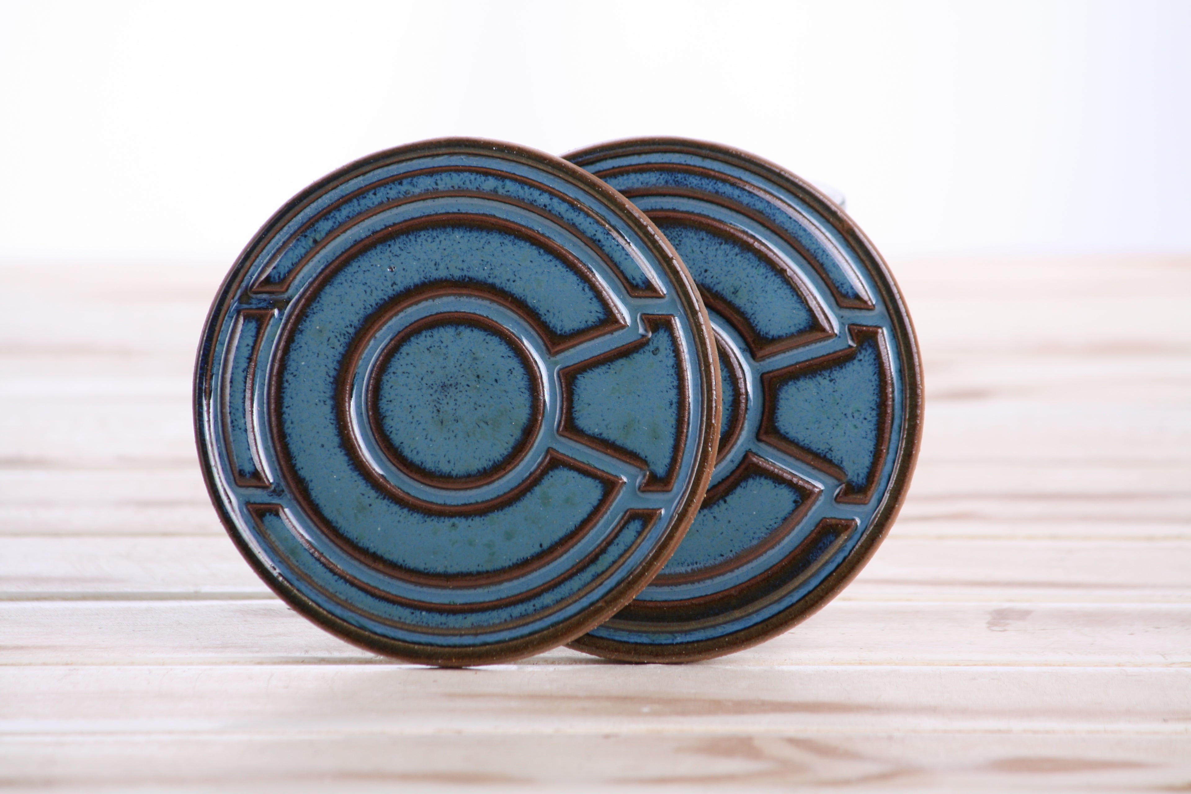 Willow Bonsai Ceramics Colorado Ceramic Coaster – 4 Inch Handmade Stoneware Drink Coaster with Indented Moat Design, Reactive Glazes, Cork Backing Pads, Made in Colorado, USA (Peacock 2025)