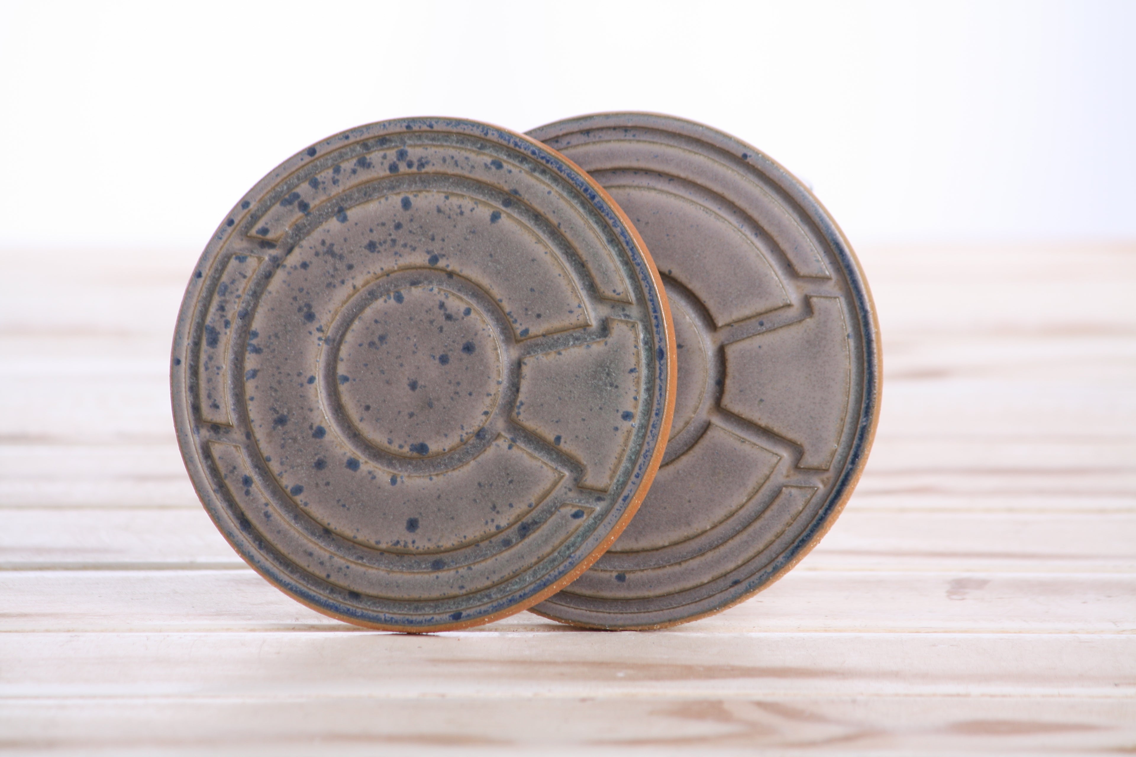 Willow Bonsai Ceramics Colorado Ceramic Coaster – 4 Inch Handmade Stoneware Drink Coaster with Indented Moat Design, Reactive Glazes, Cork Backing Pads, Made in Colorado, USA (Ocean)